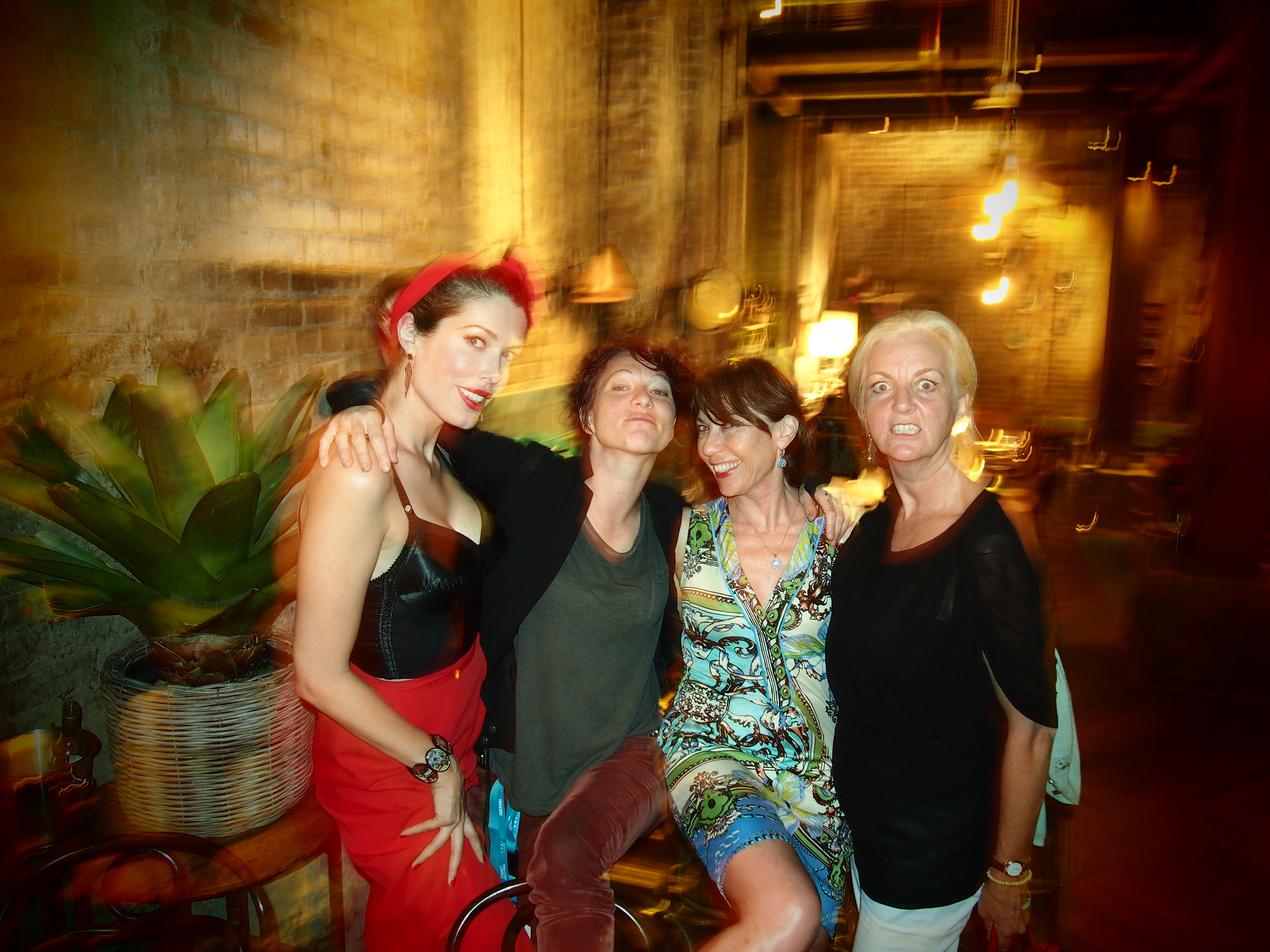 How to clear a restaurant - put Amanda Palmer, Jean Kittson, Tara Moss and me at a table and let us laugh till our lips fall off.